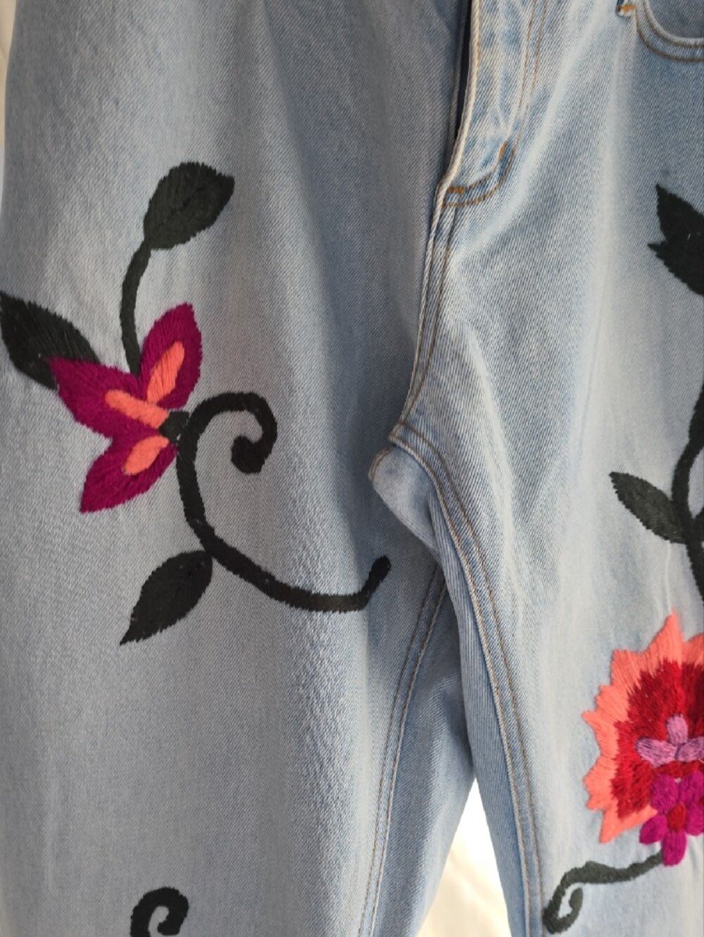 LONDONJEAN Light Wash Wide Leg Jeans with Pink & Red Floral Embroidery - Picture 5 of 10